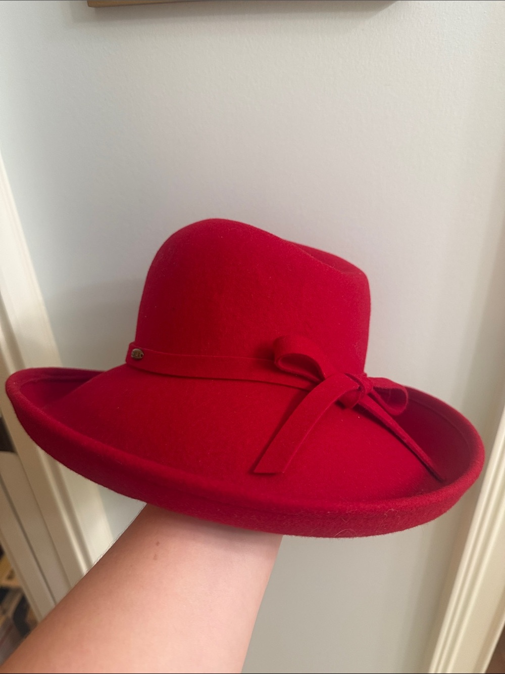 Women's Red Felt Wide-Brim Hat with Bow Accent